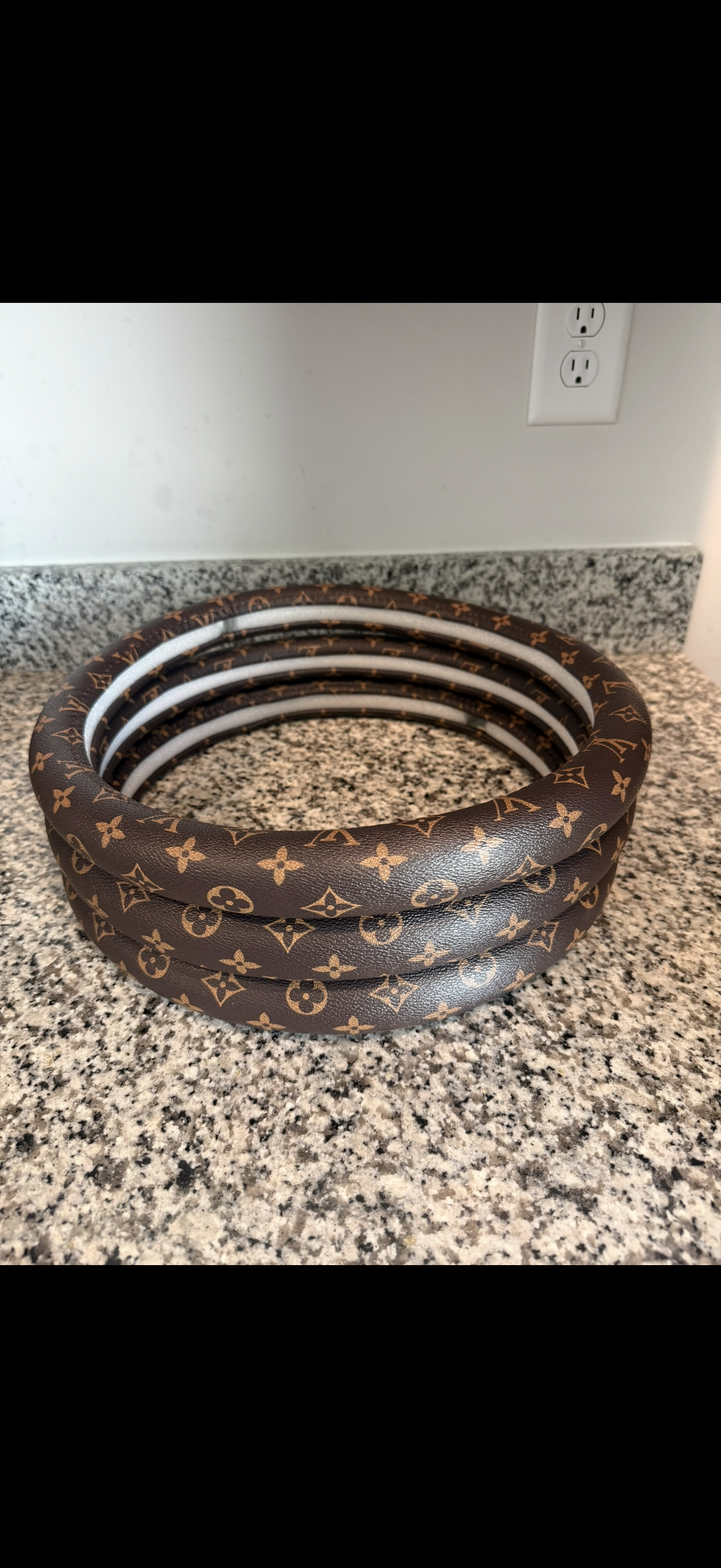 steering wheel covers UNIVERSAL FIT